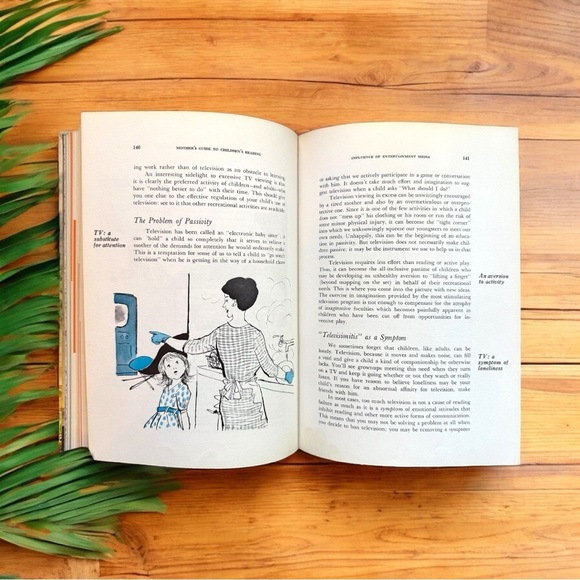 VINTAGE Young Years Library Book Set Best Loved Fairy Tales & Mother’s Guide - Picture 10 of 16